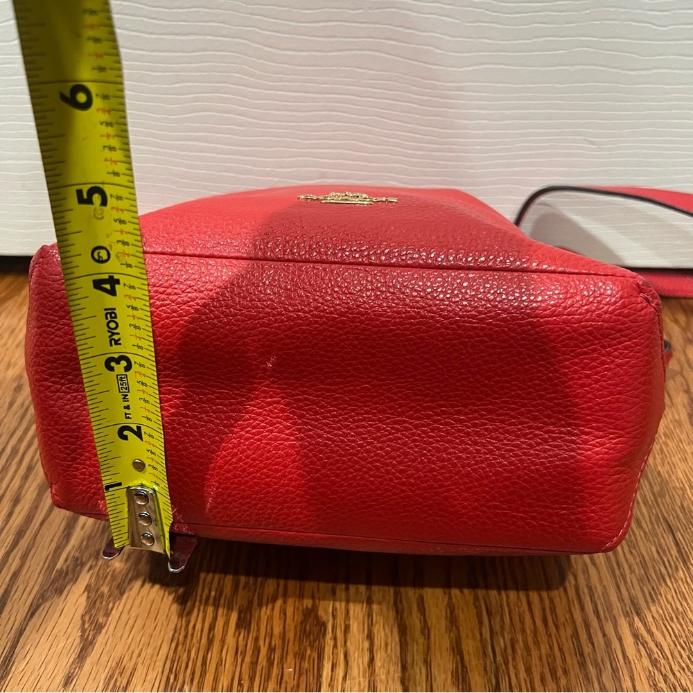Coach red pebbled leather bag - Picture 13 of 16